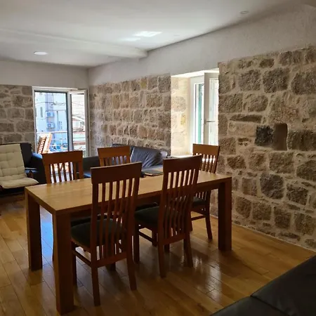 Διαμέρισμα Verdi 2 *